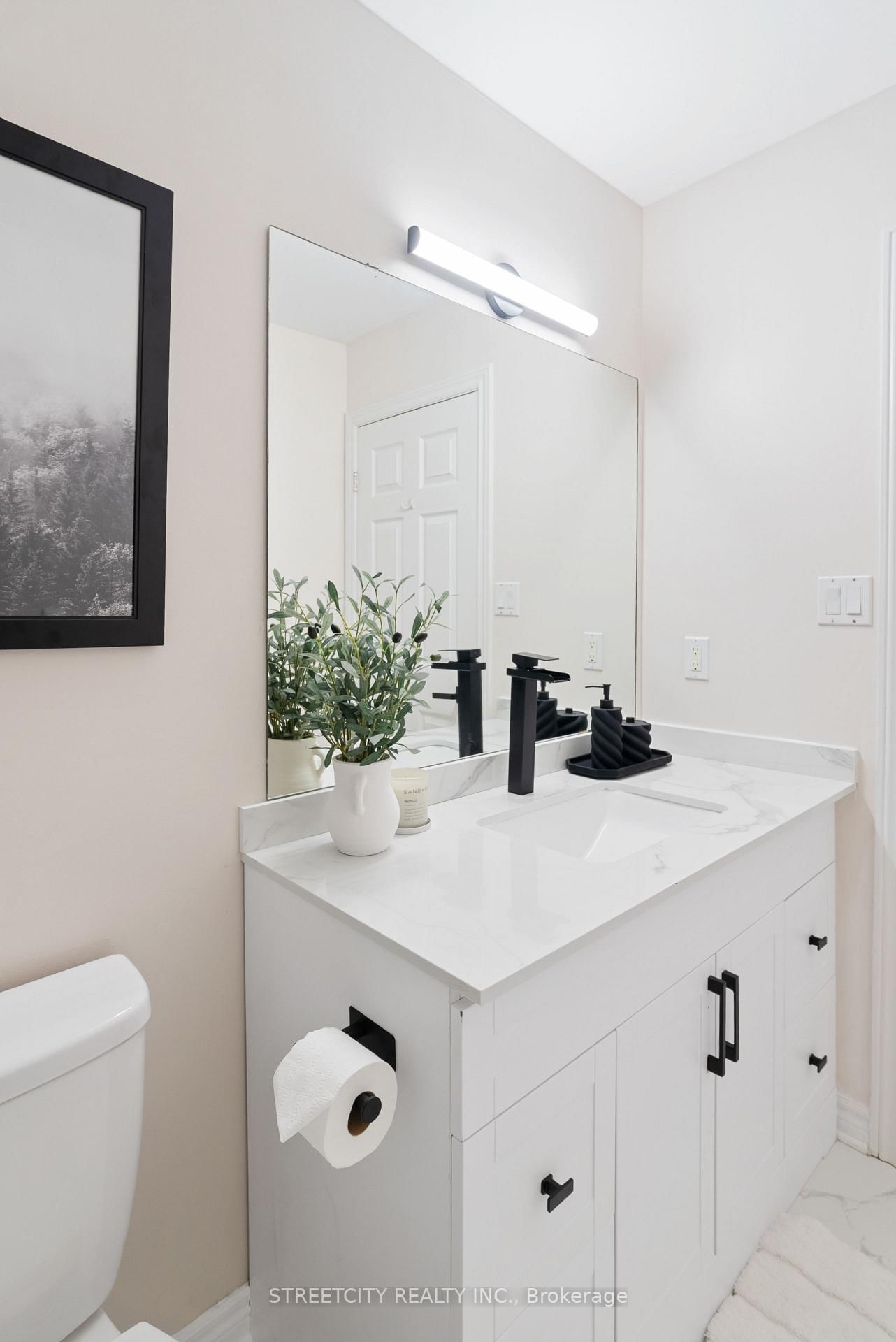 754 Hedgerow Place