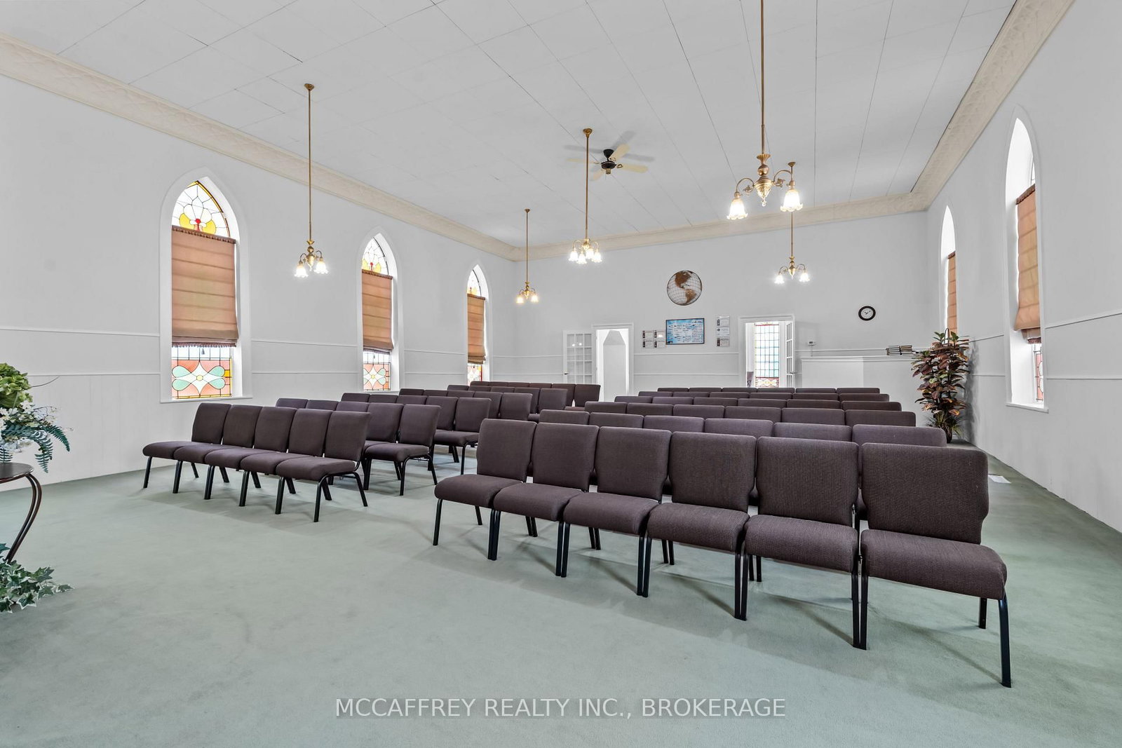 Listing Image 8