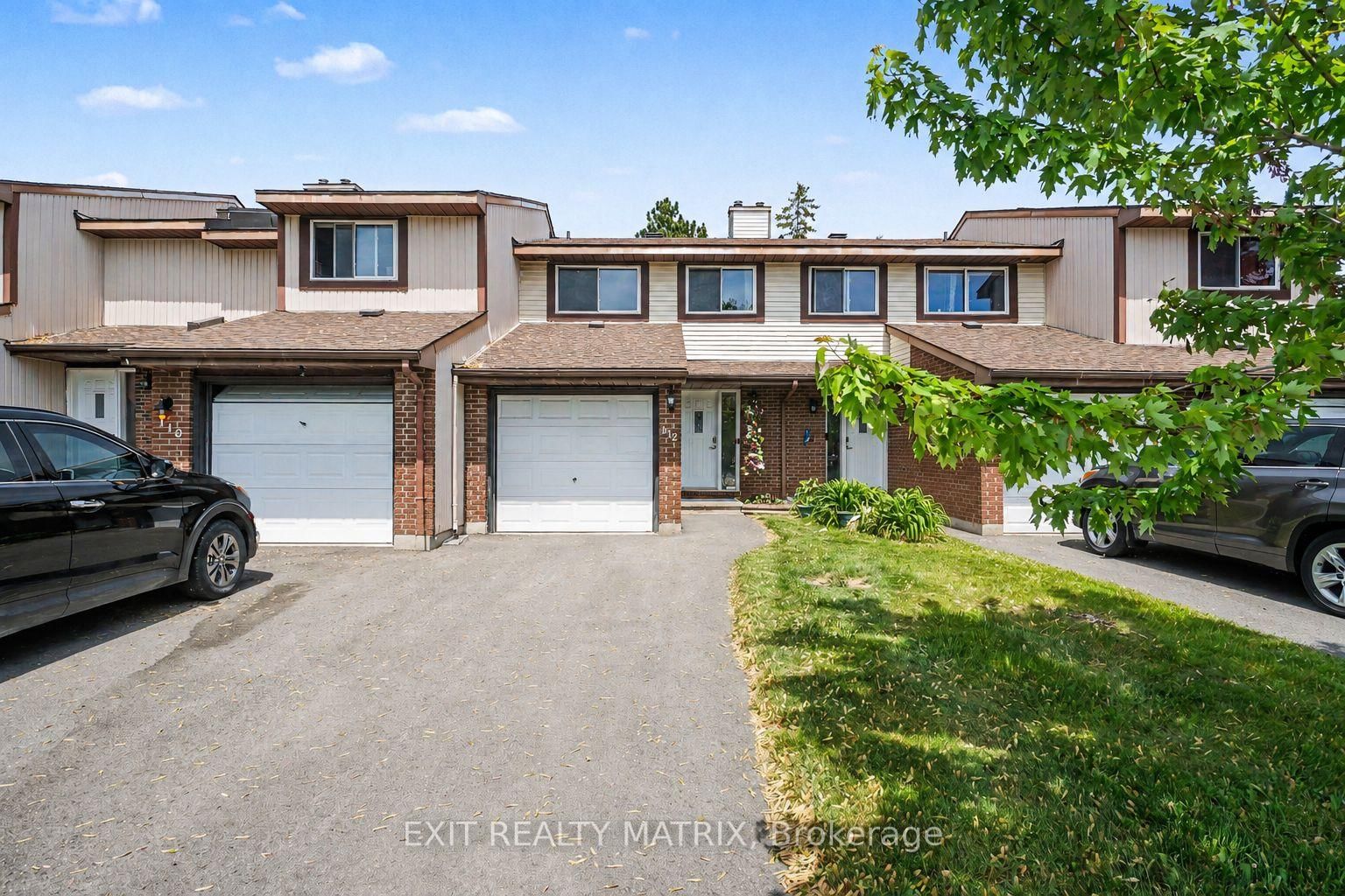 112 Castlefrank Road, Ottawa, ON