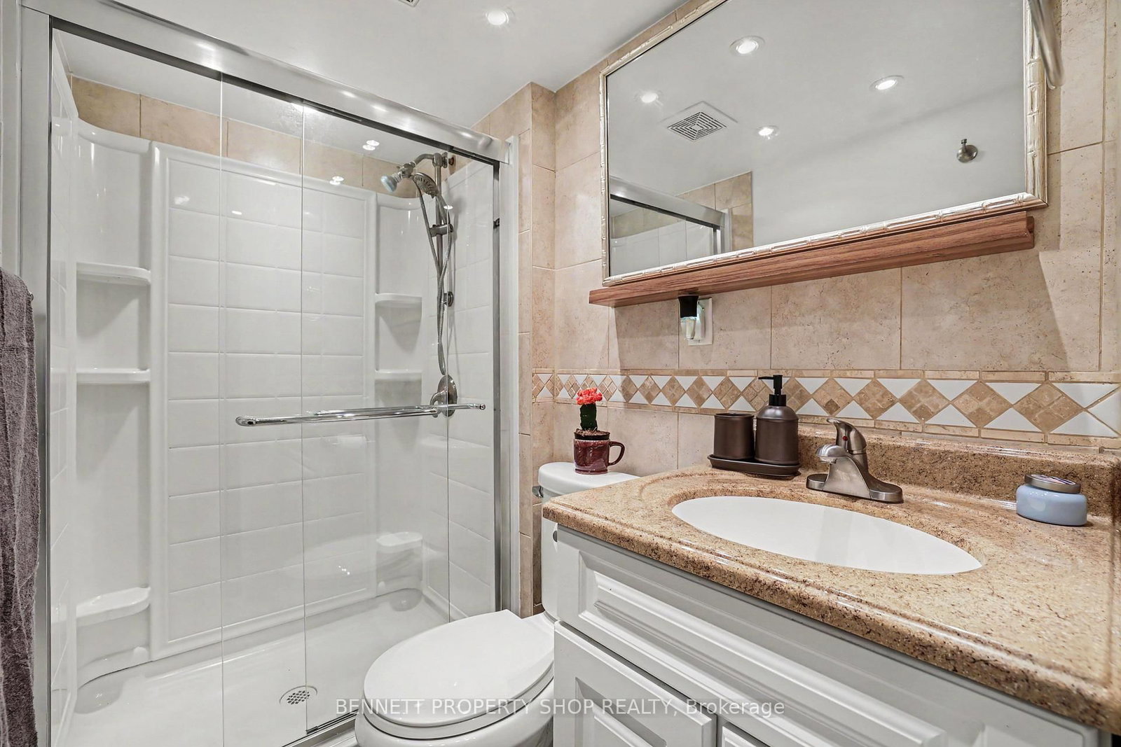 2736 Stone Crescent • Ottawa, ON photo 11
