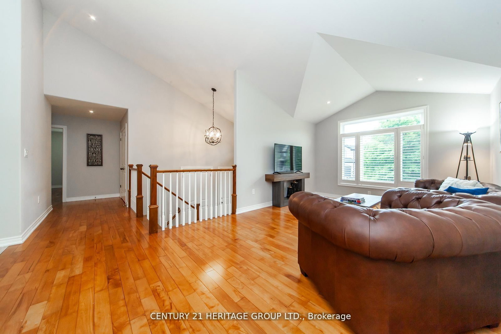 5826 Fiddlehead Lane • Niagara Falls, ON photo 5