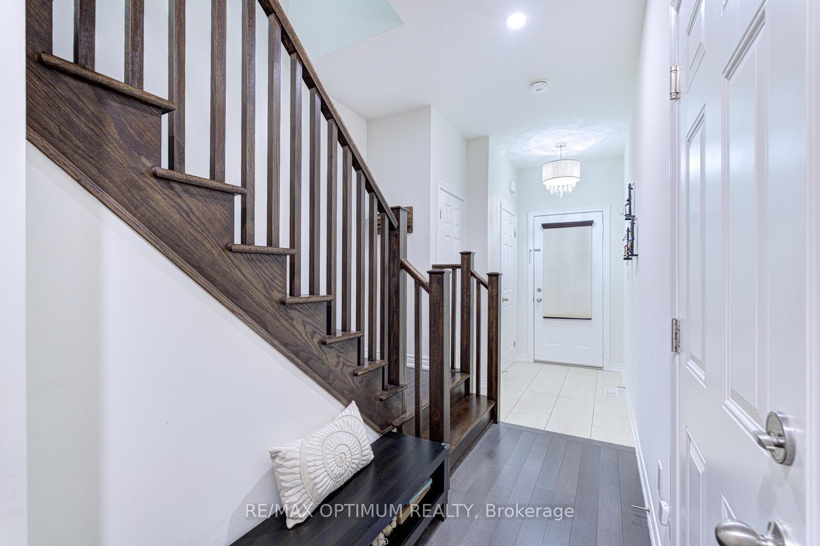 21 Madonna Drive, Unit 3