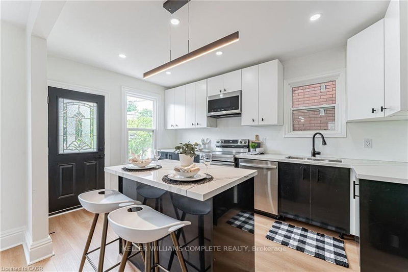 home for lease on 1-15 Barnesdale Avenue N