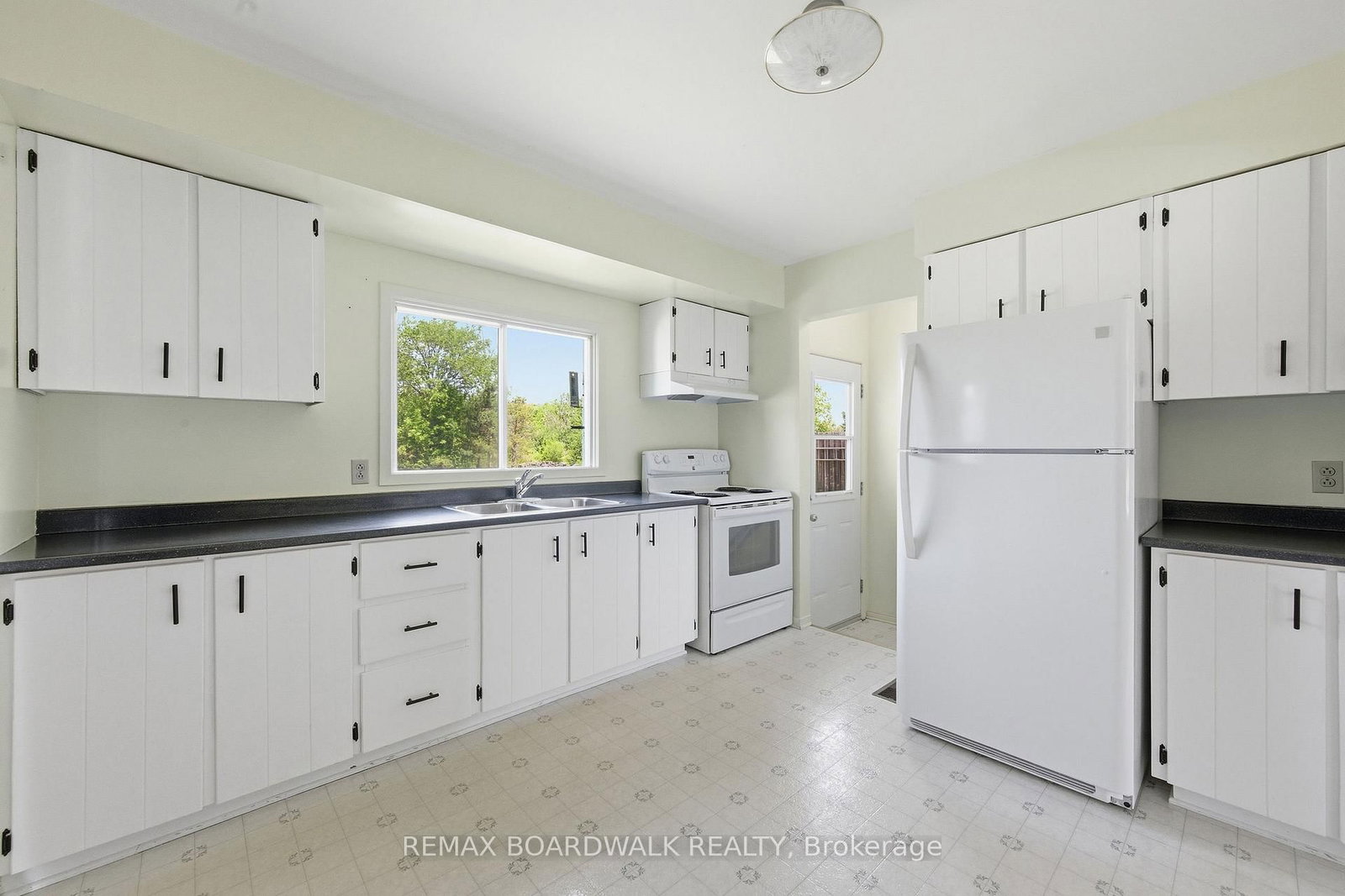 664 Kitley Line 3 Road • Elizabethtown-Kitley, ON photo 13