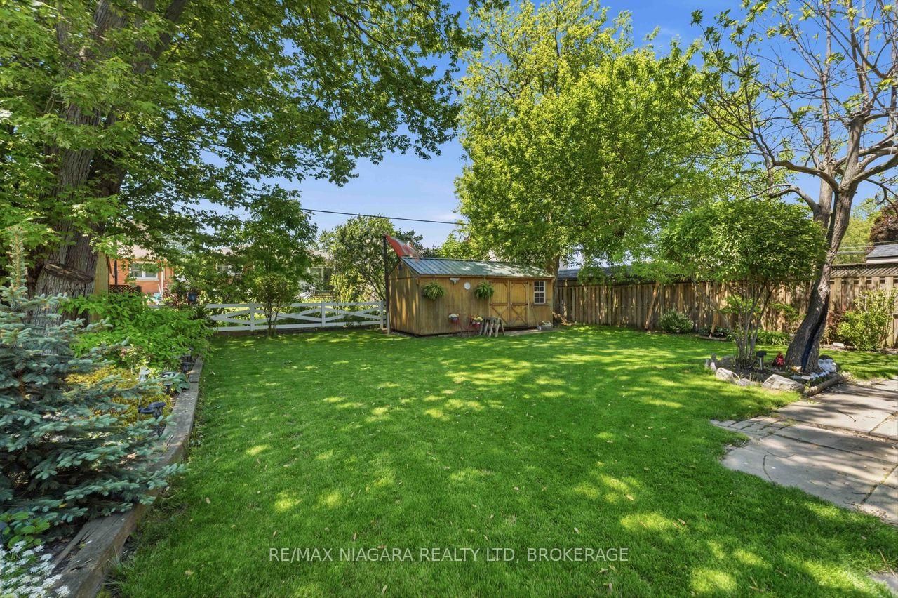 86 CLARE Avenue • Port Colborne, ON photo 5
