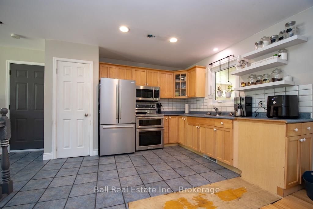 3993 County Rd 620 • North Kawartha, ON photo 9