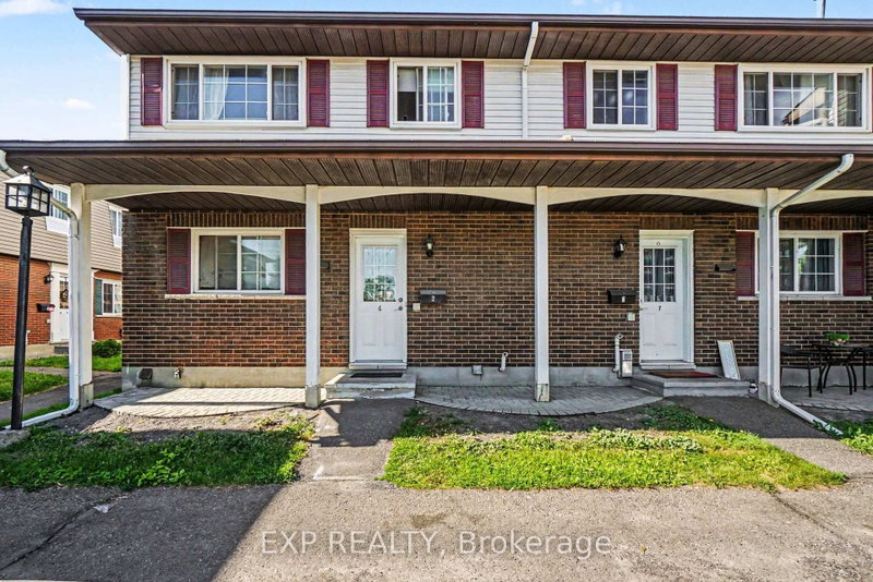 6 - 1565 Heron Road