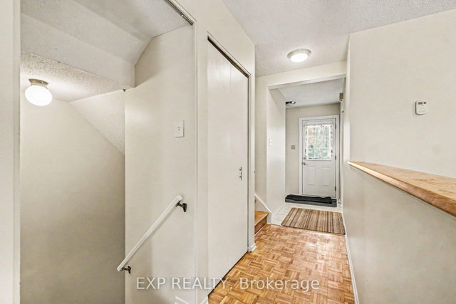 6 - 1565 Heron Road