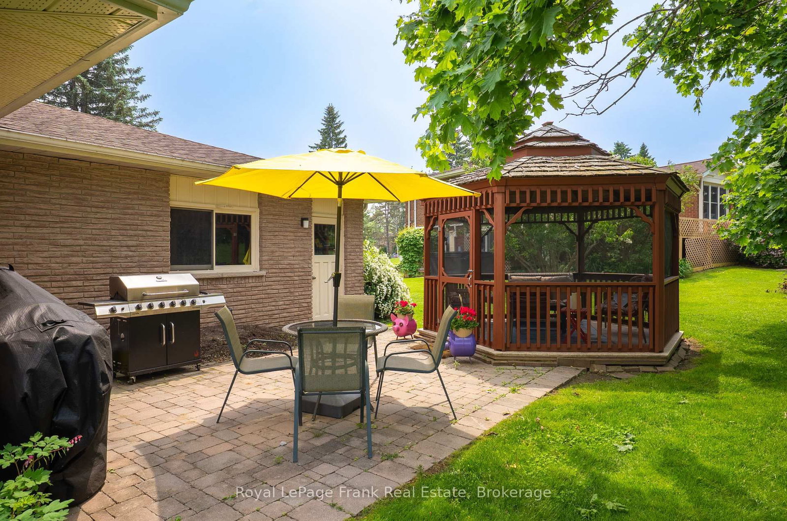 383 Old Surrey Lane • Kawartha Lakes, ON photo 32