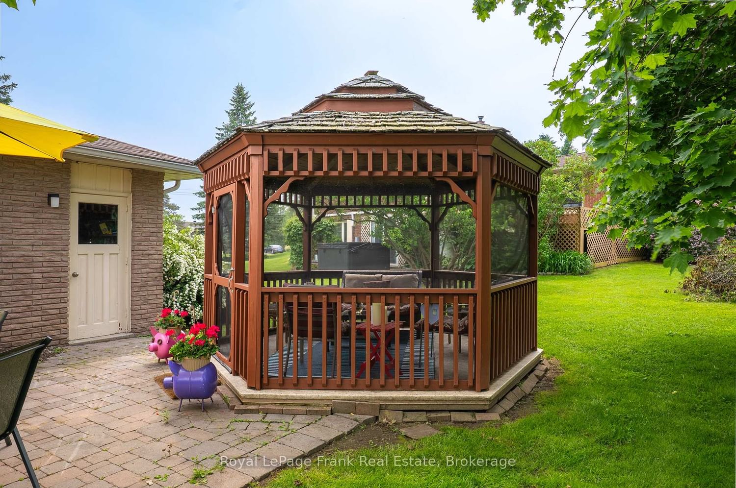 383 Old Surrey Lane • Kawartha Lakes, ON photo 34