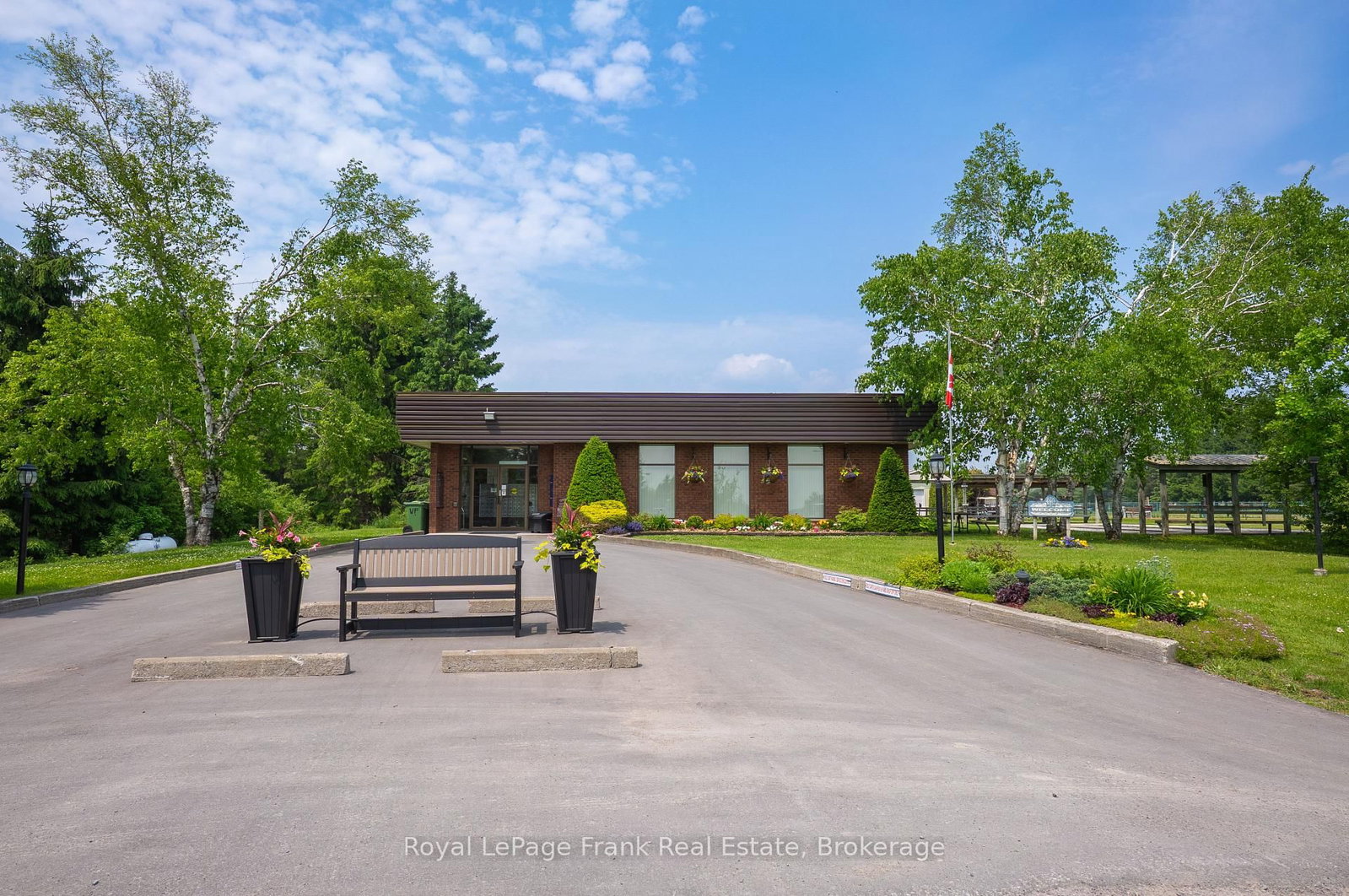 383 Old Surrey Lane • Kawartha Lakes, ON photo 39