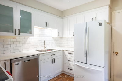 383 Old Surrey Lane • Kawartha Lakes, ON photo 4