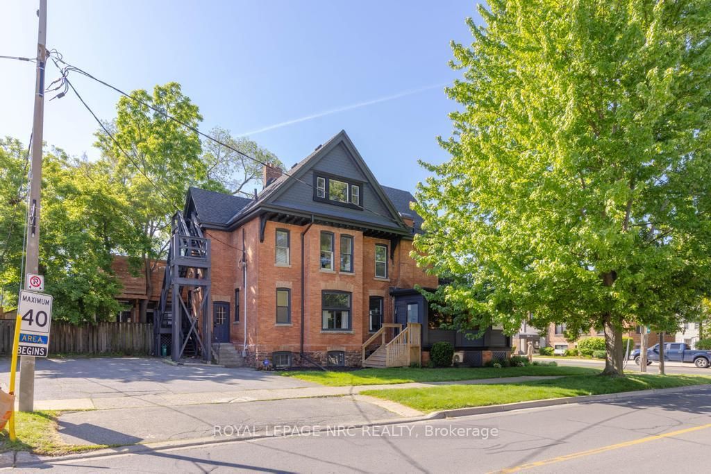 58 Ontario Street • St. Catharines, ON photo 2