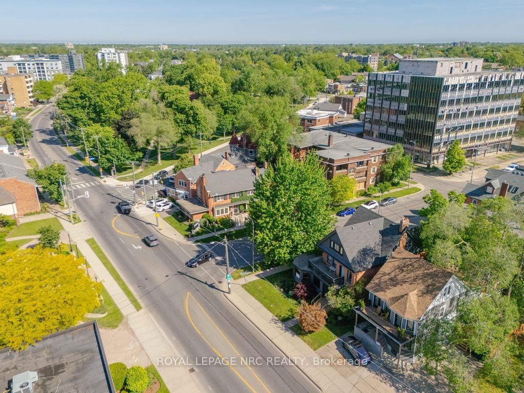 58 Ontario Street • St. Catharines, ON photo 3