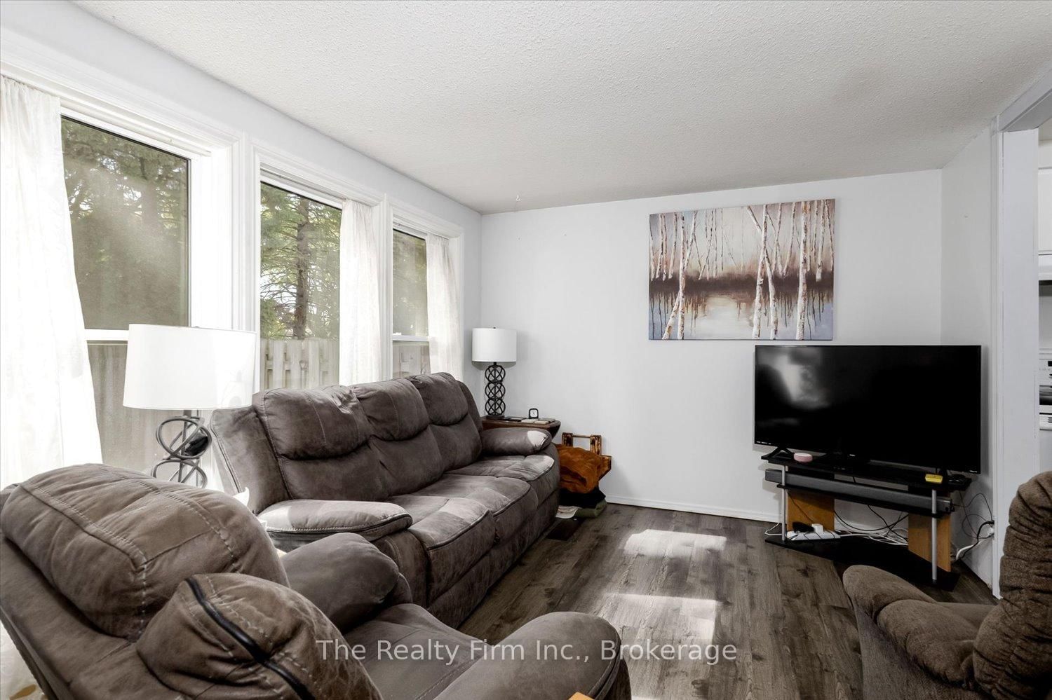 88 Avonwood Drive • #33 • Stratford, ON photo 12