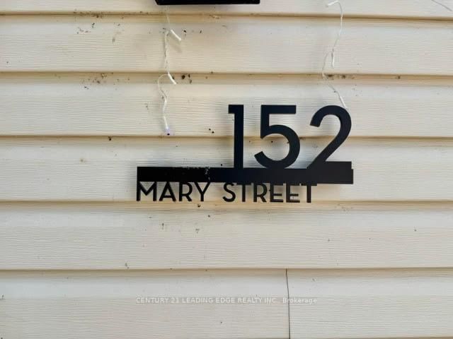 152 Mary Street