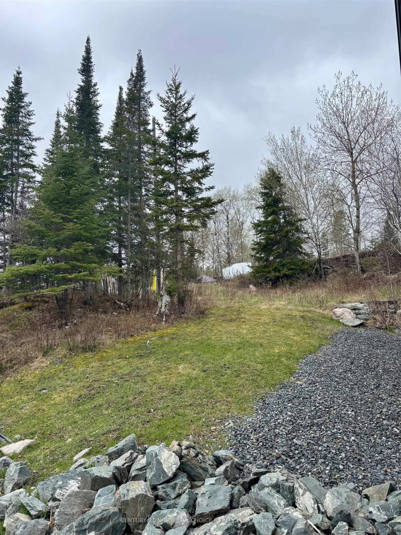 17 Au Lac Retreats Road