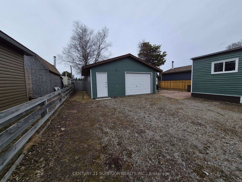 66 Jackson Crescent photo 4