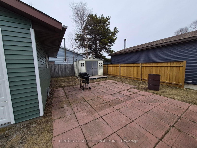 66 Jackson Crescent photo 5