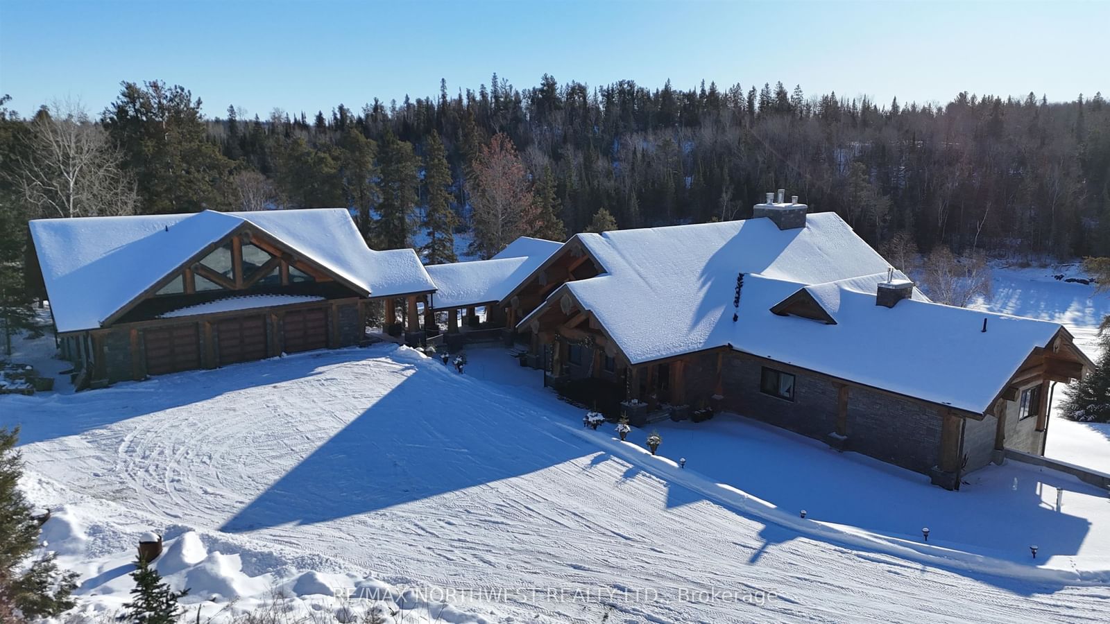 76 MIDDLE LAKE/WINNIPEG RIVER • Kenora, ON photo 35