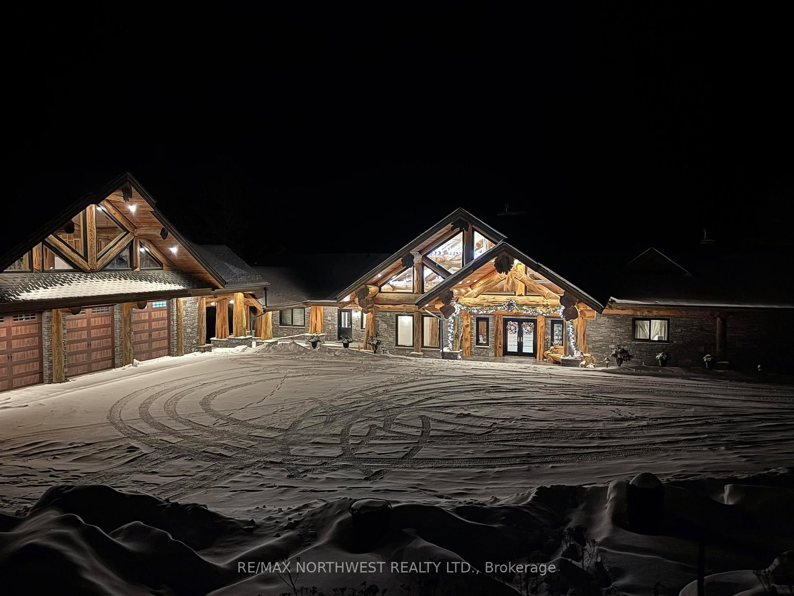 76 MIDDLE LAKE/WINNIPEG RIVER • Kenora, ON photo 36