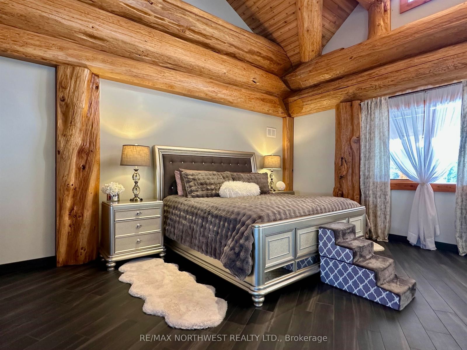 76 MIDDLE LAKE/WINNIPEG RIVER • Kenora, ON photo 47