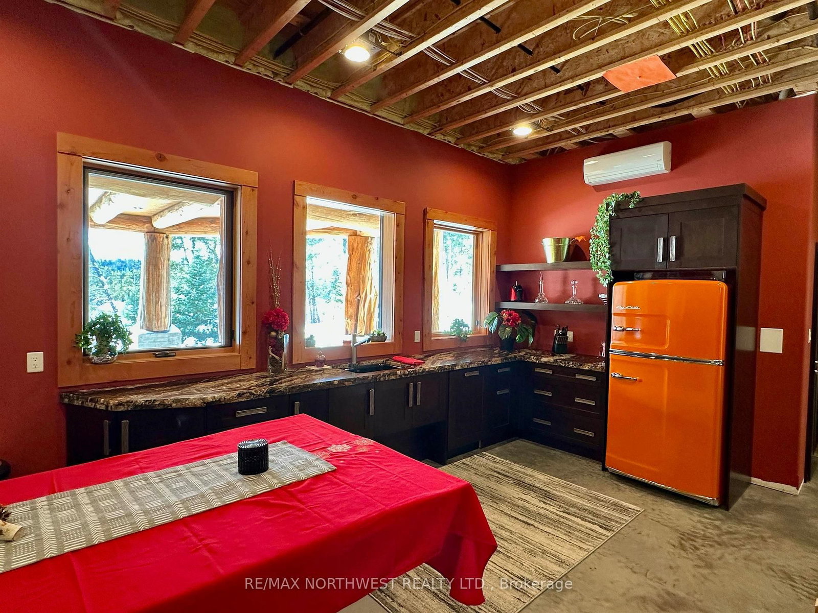 76 MIDDLE LAKE/WINNIPEG RIVER • Kenora, ON photo 88