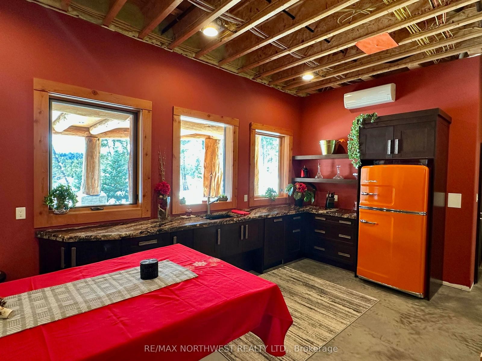 76 MIDDLE LAKE/WINNIPEG RIVER • Kenora, ON photo 89