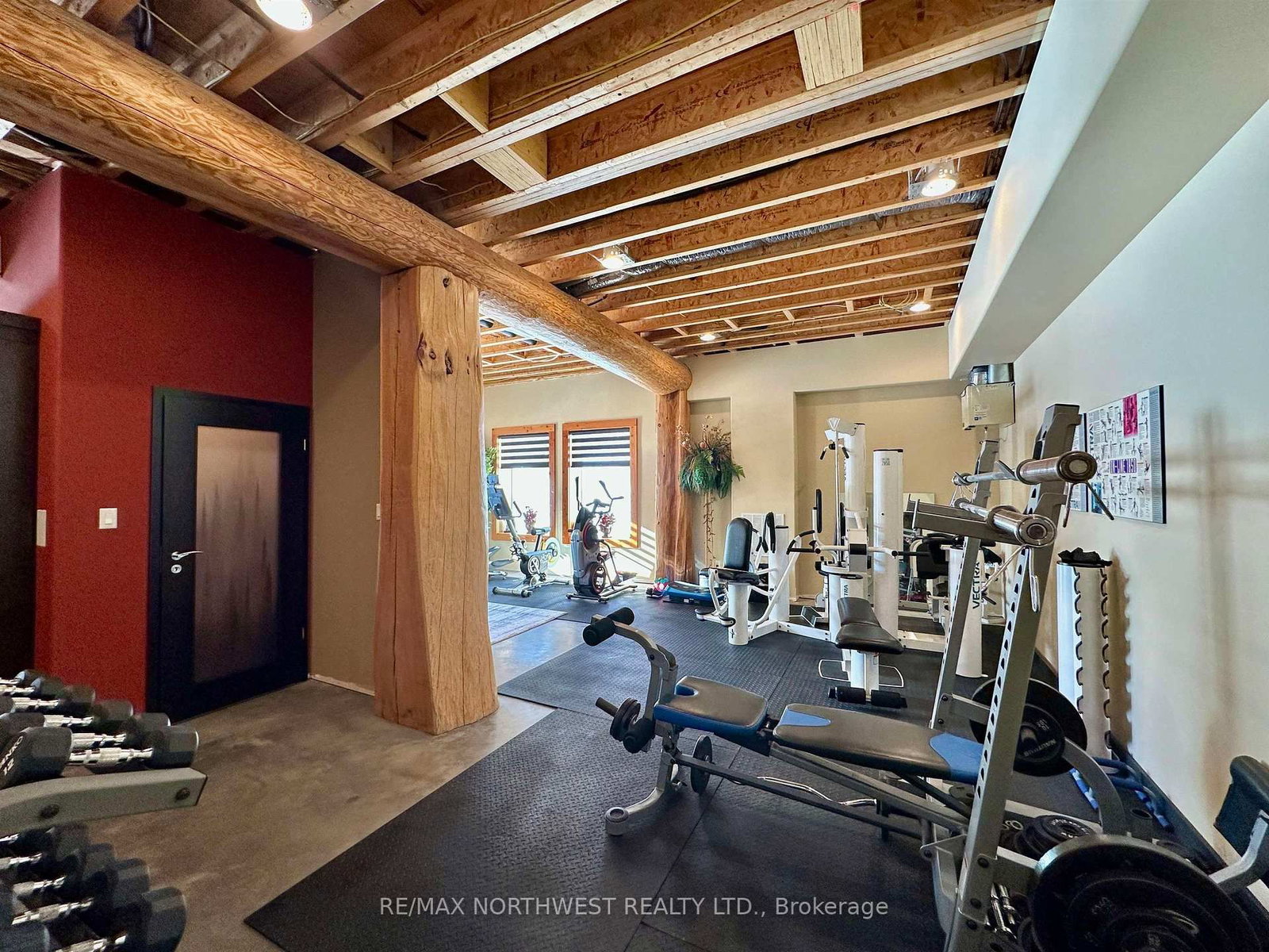 76 MIDDLE LAKE/WINNIPEG RIVER • Kenora, ON photo 90