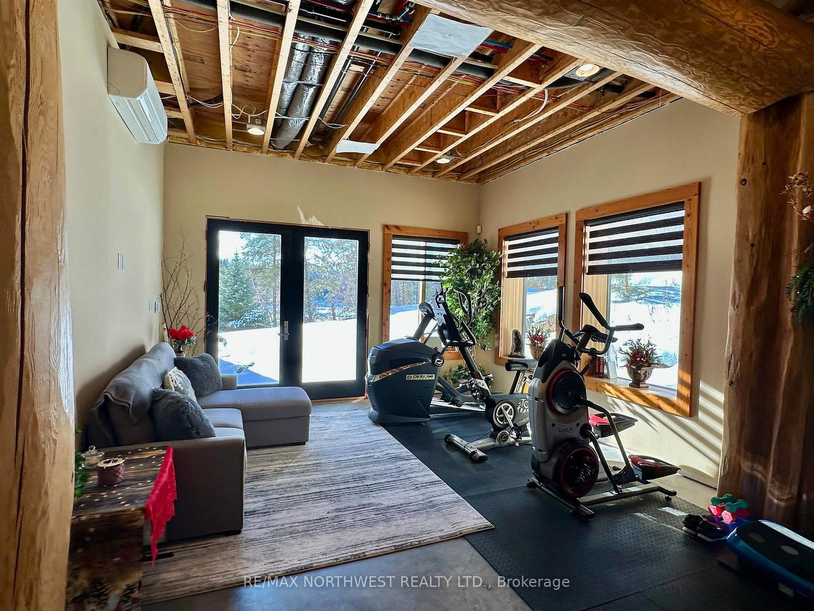 76 MIDDLE LAKE/WINNIPEG RIVER • Kenora, ON photo 92