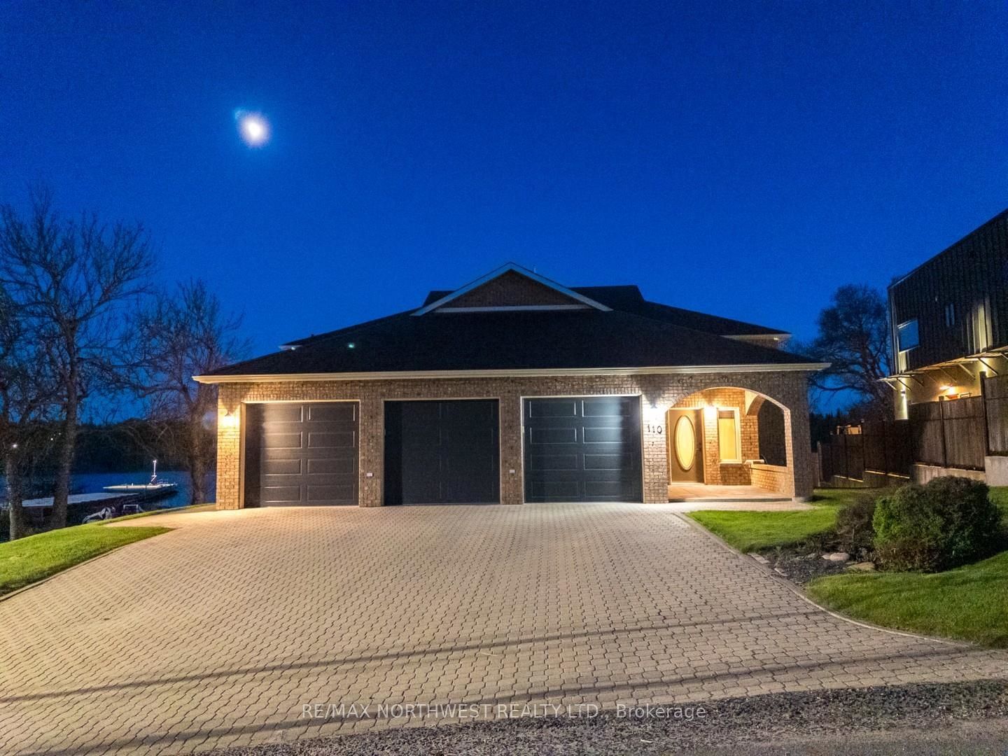 110 Lakeside Crescent • Kenora, ON photo 5