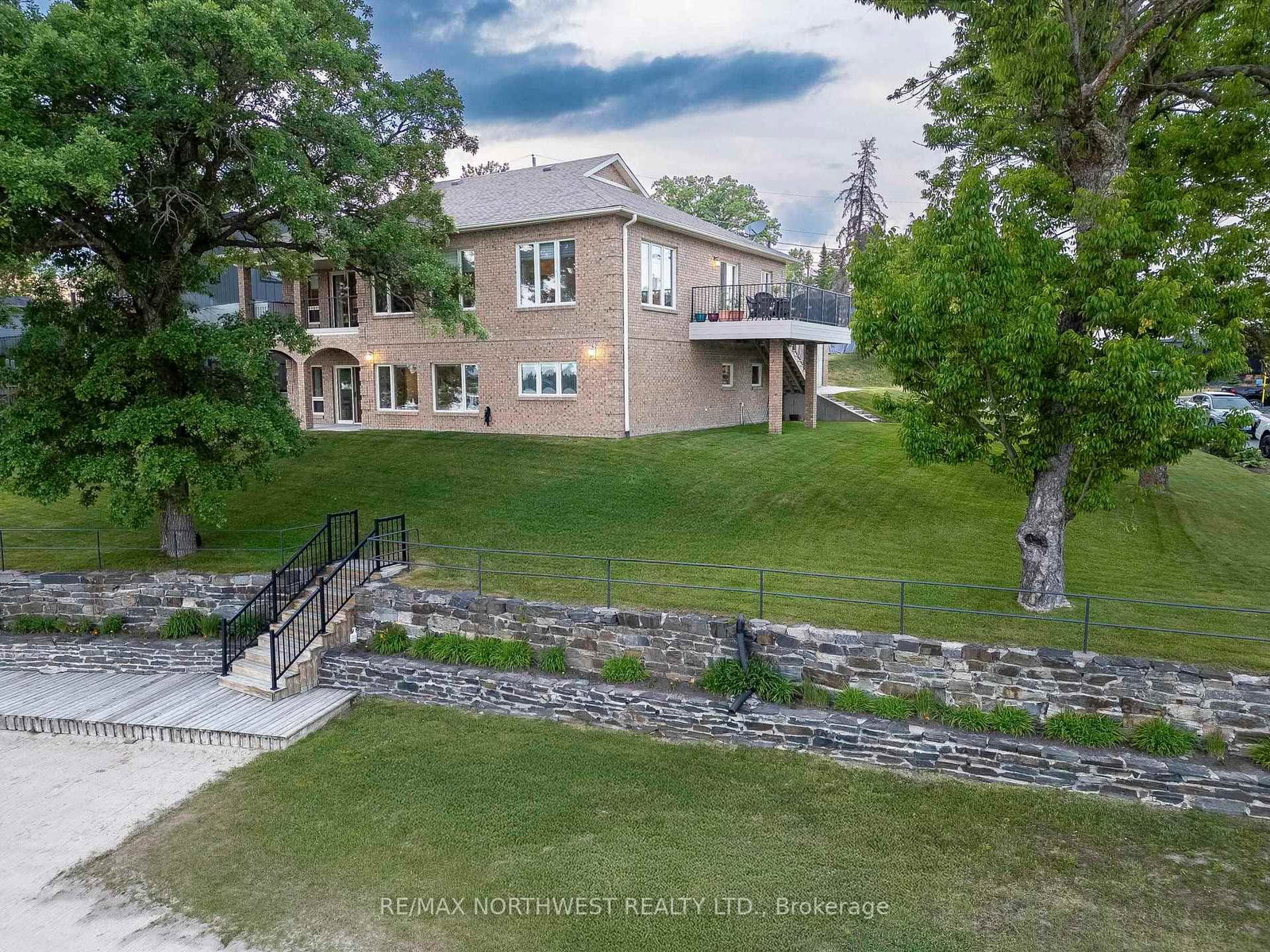 110 Lakeside Crescent • Kenora, ON photo 90