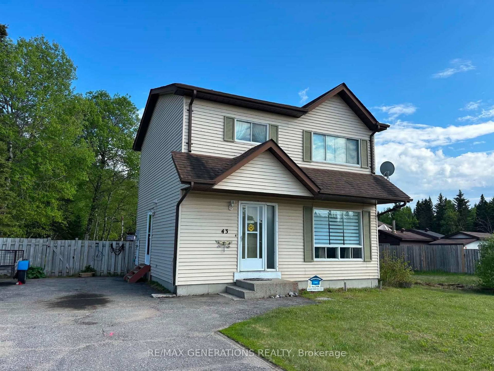 Listing Image 1