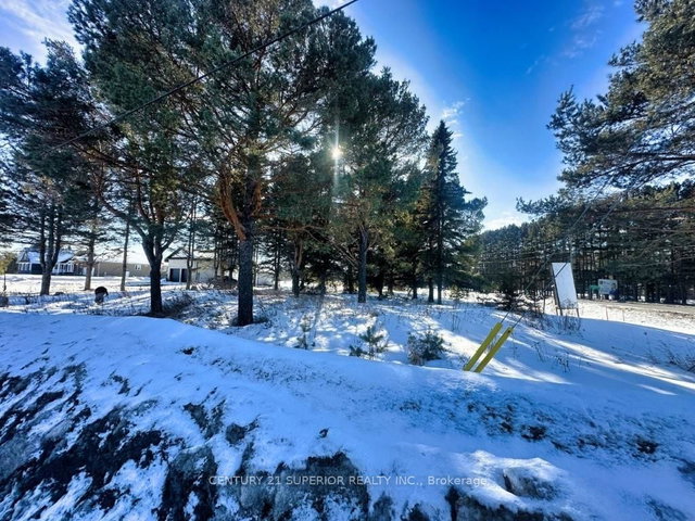 2085 15th Side Road