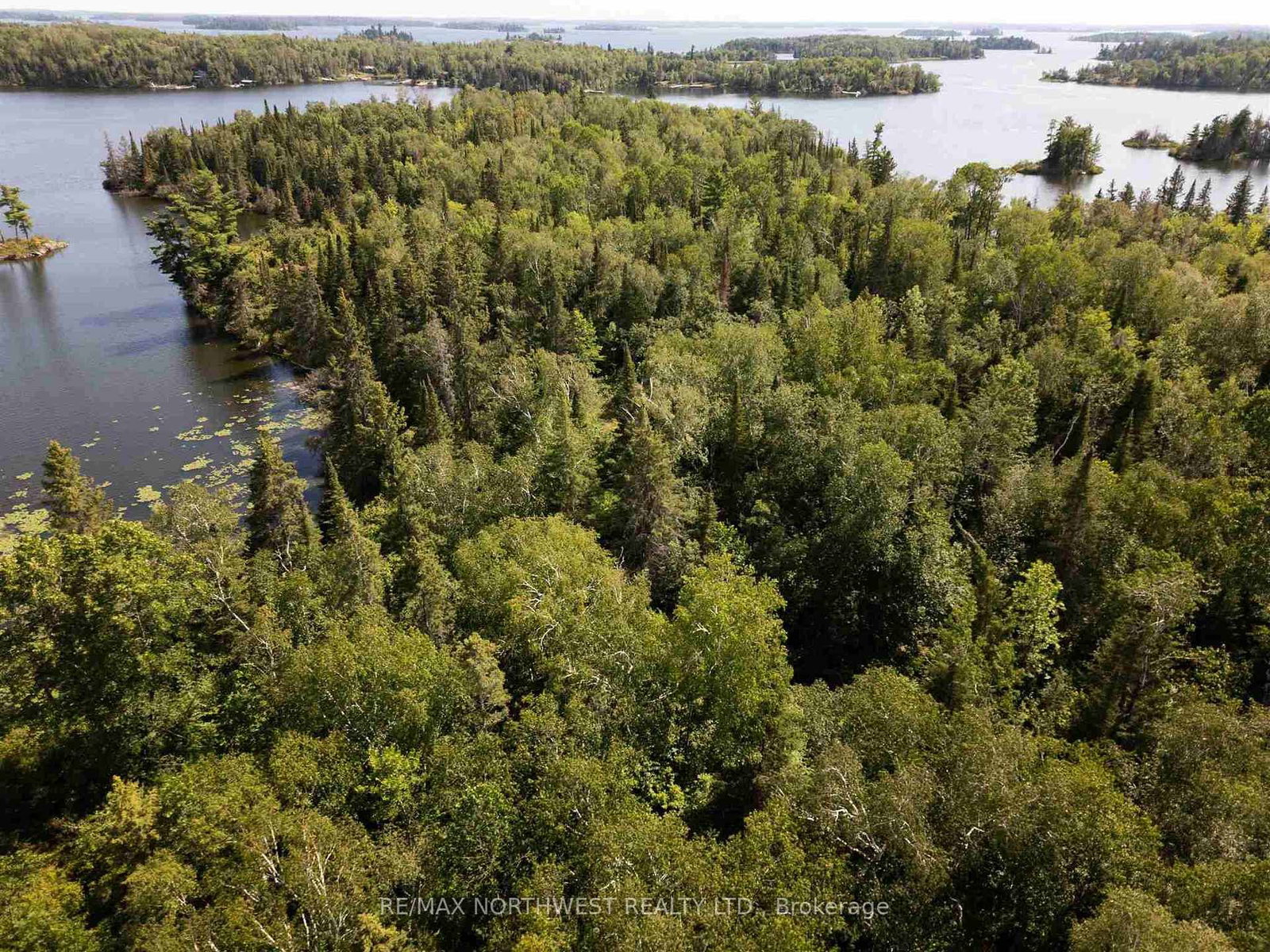 4 AND 11 DORION ISLAND LAKE OF THE WOODS • Kenora Remote Area, ON photo 35