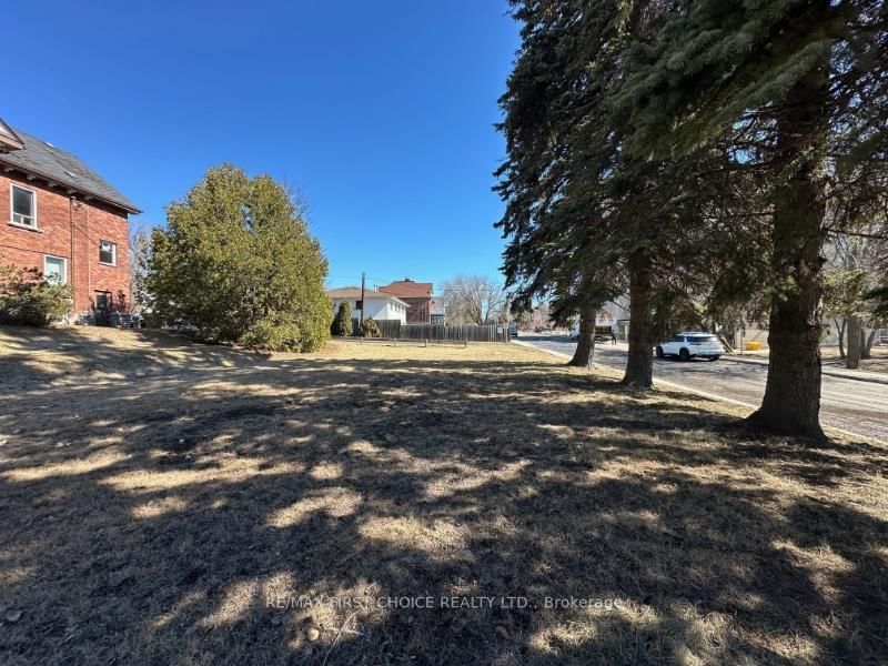 372 PT Red River Road