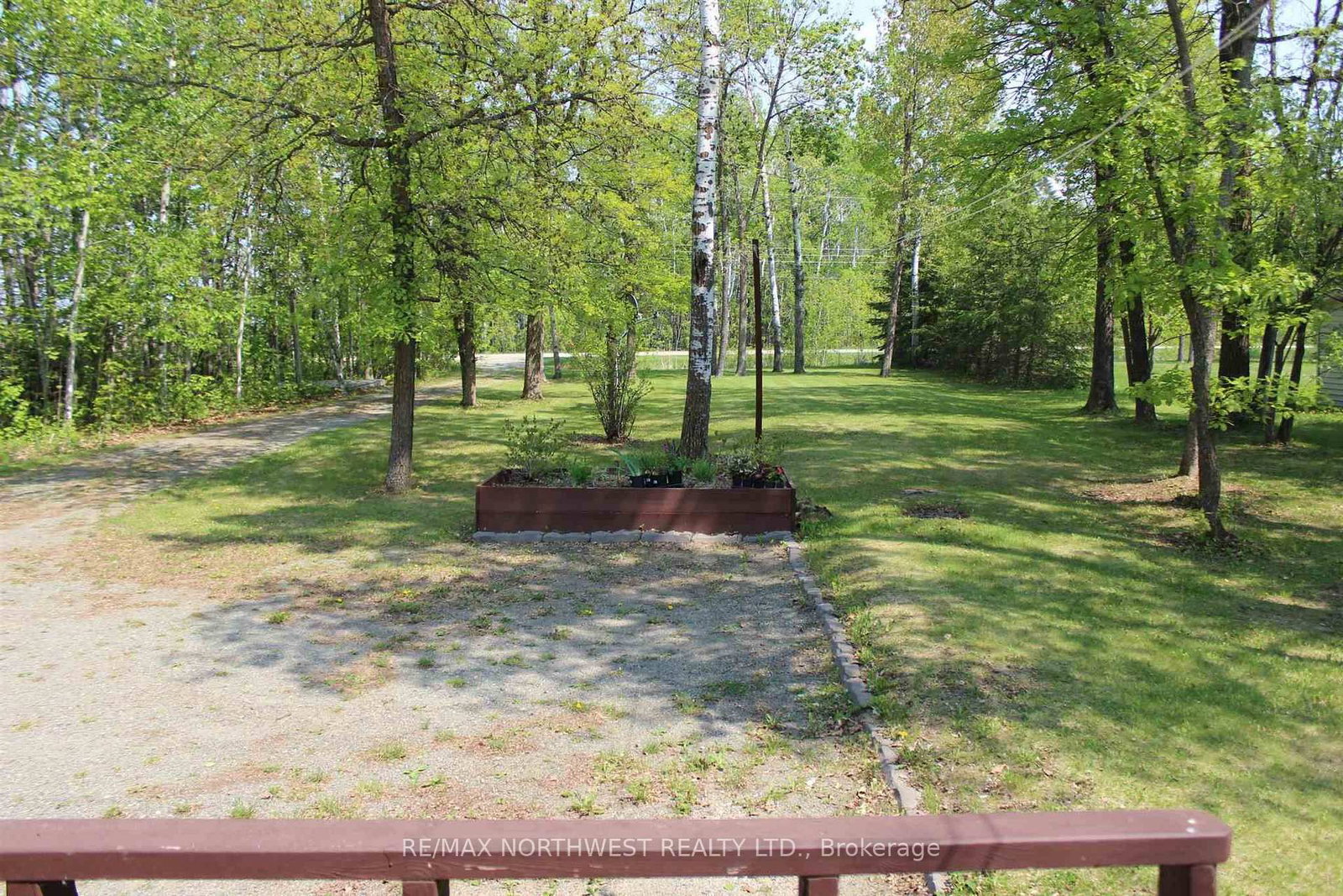 51 GRANT DR • Dawson, ON photo 23