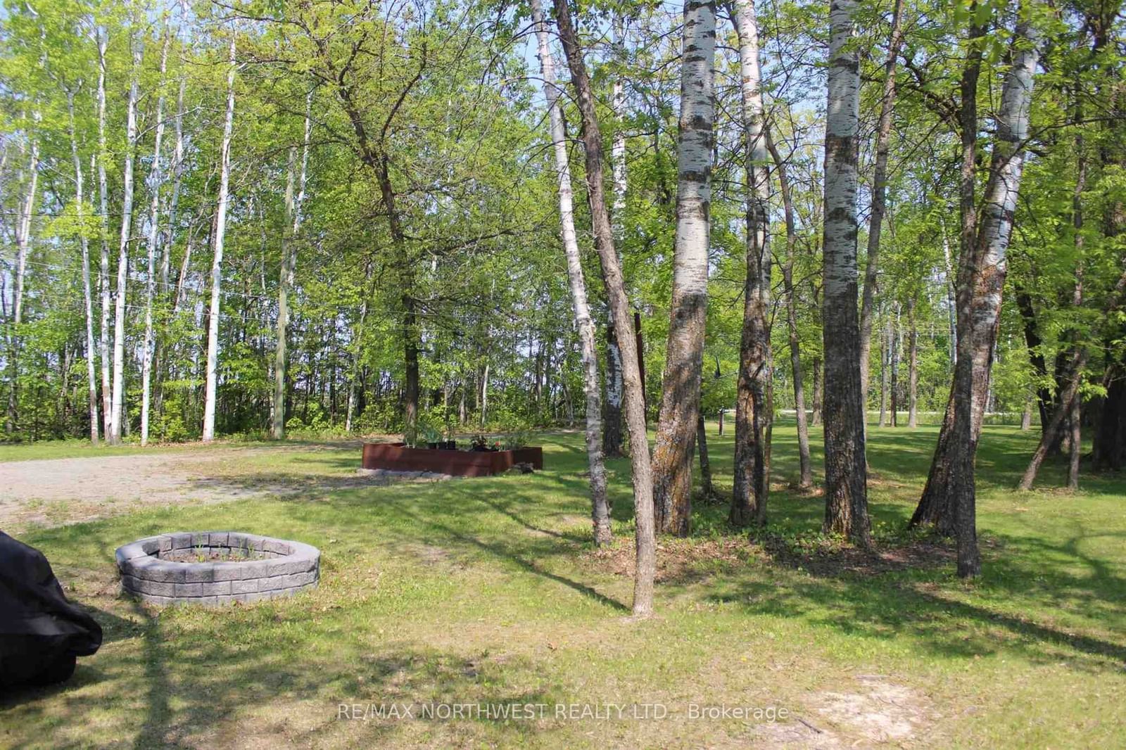 51 GRANT DR • Dawson, ON photo 27