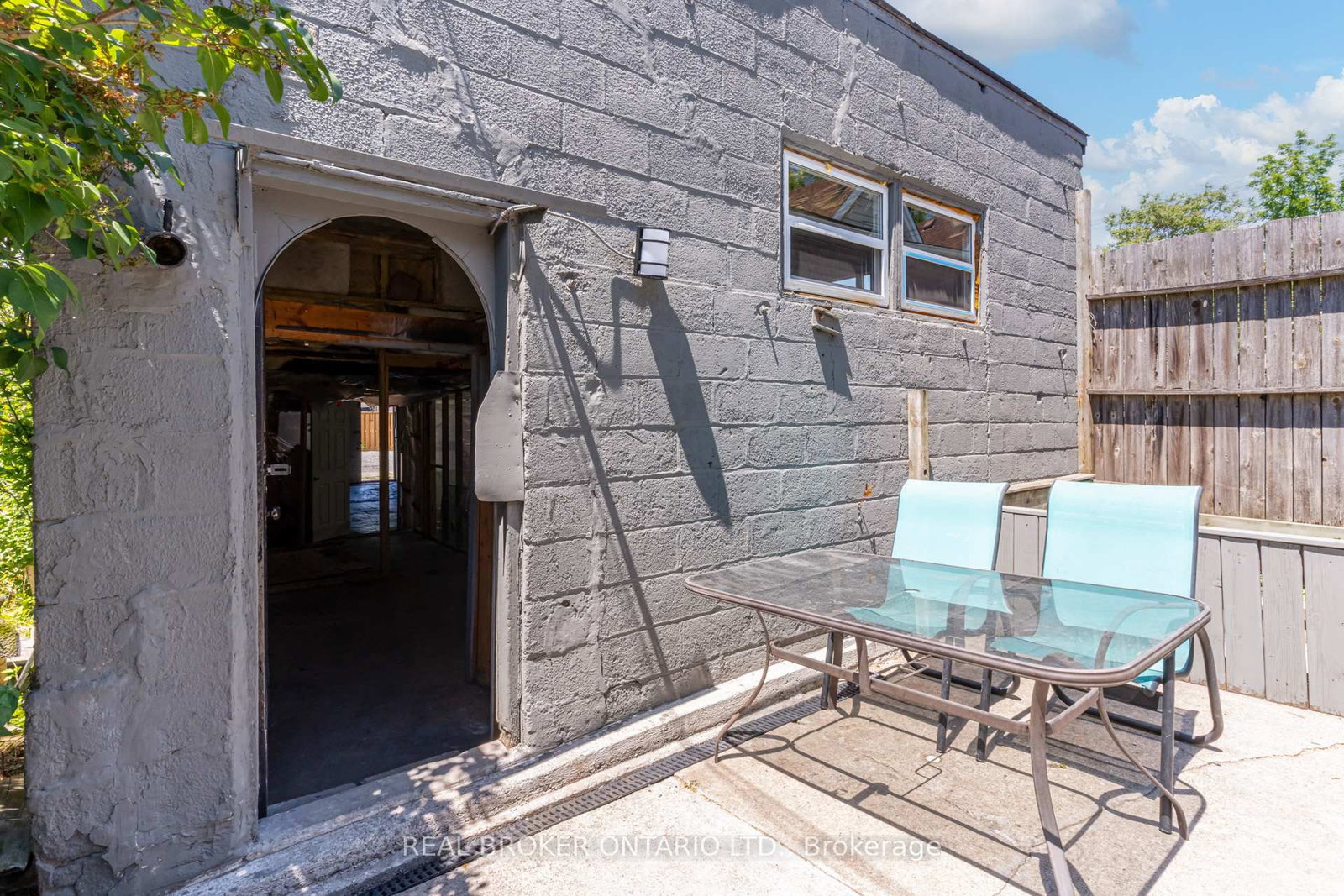 127 Barnesdale Avenue N • Hamilton, ON photo 38