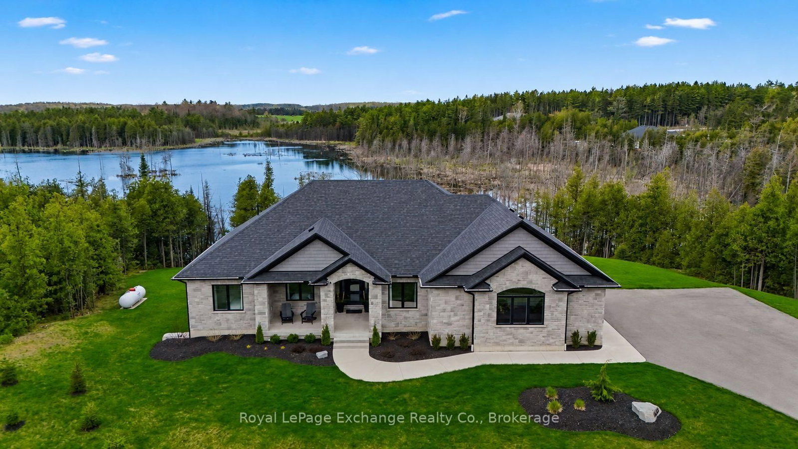 150 Louise Creek Crescent • West Grey, ON photo 5