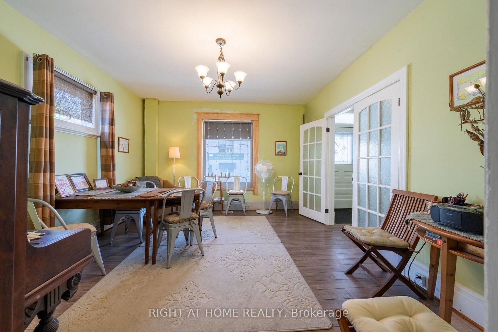 275 George Street • Cobourg, ON photo 2