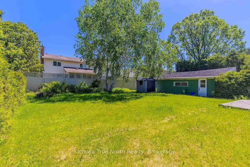 35 Tauvette Street • Ottawa, ON photo 37
