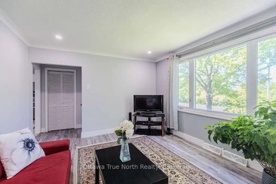 35 Tauvette Street • Ottawa, ON photo 9
