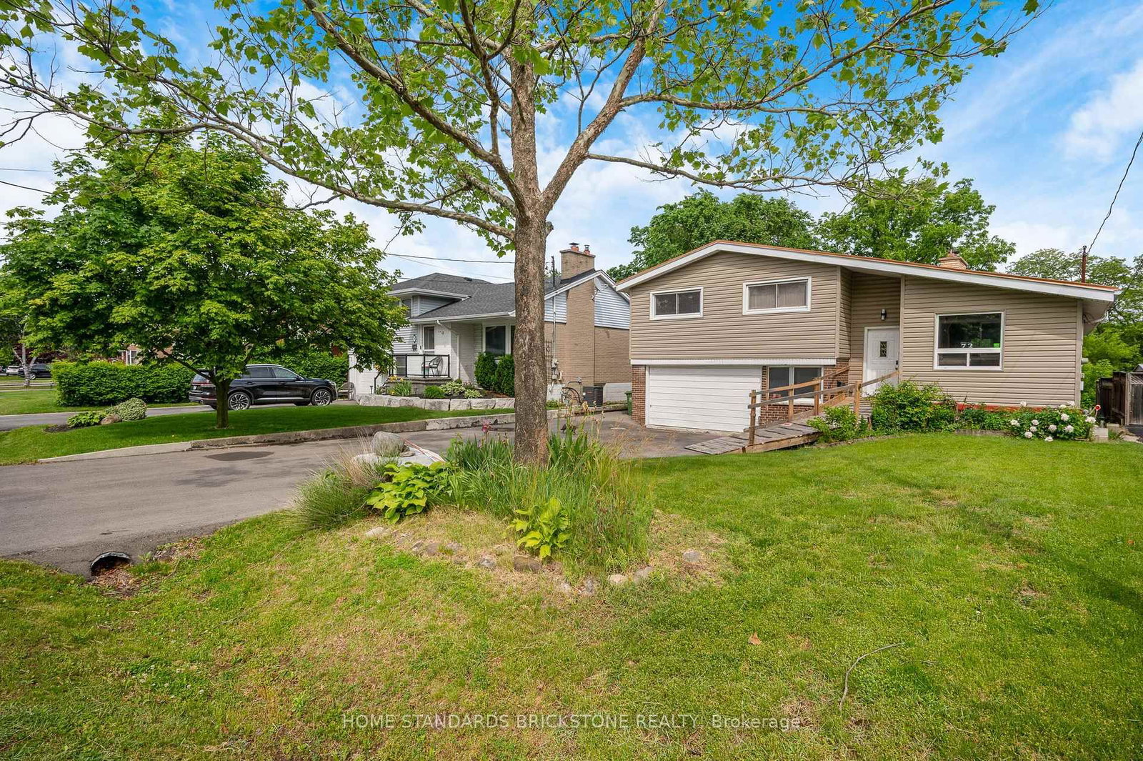 72 Mountain Avenue, Hamilton, ON, photo 2
