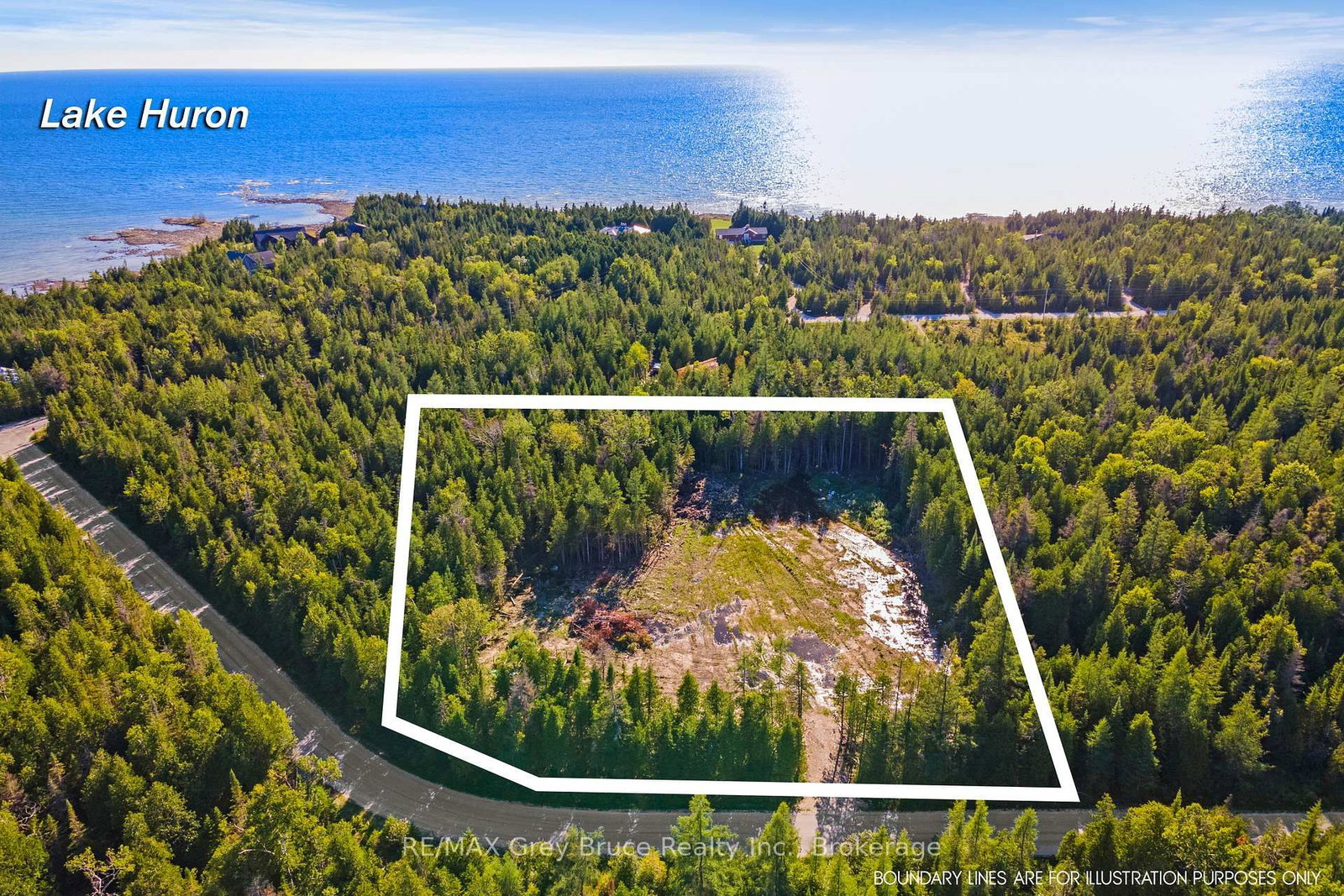 30 Huron Park, Northern Bruce Peninsula, Ontario N0H 1W0