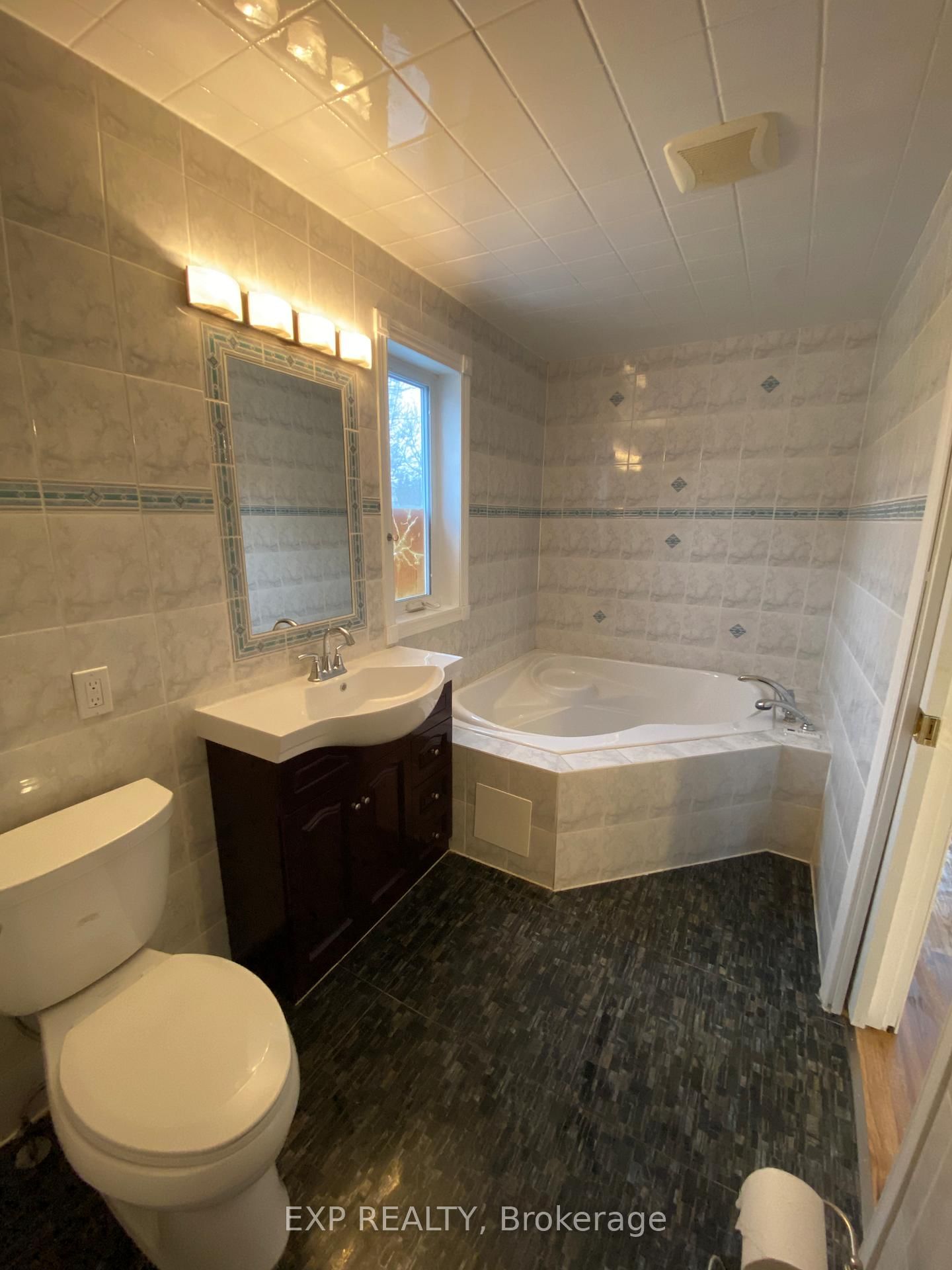 612 Romaine Street • Peterborough, ON photo 17