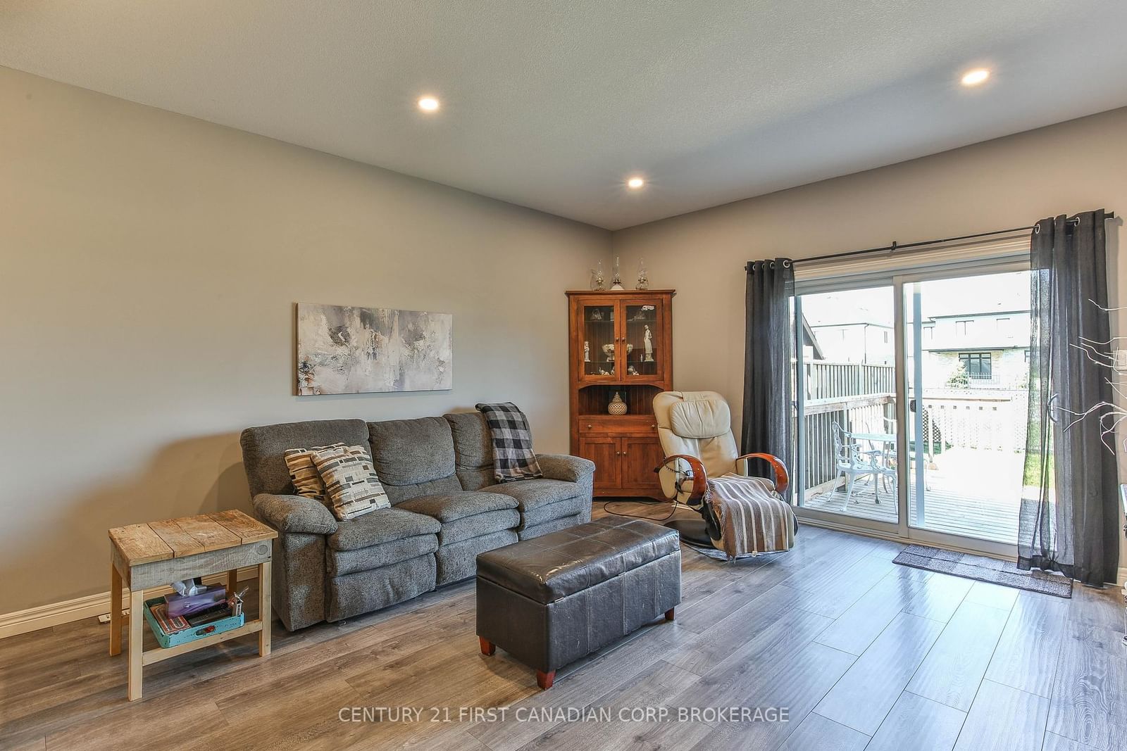 283 Boyd Boulevard • Zorra, ON photo 13