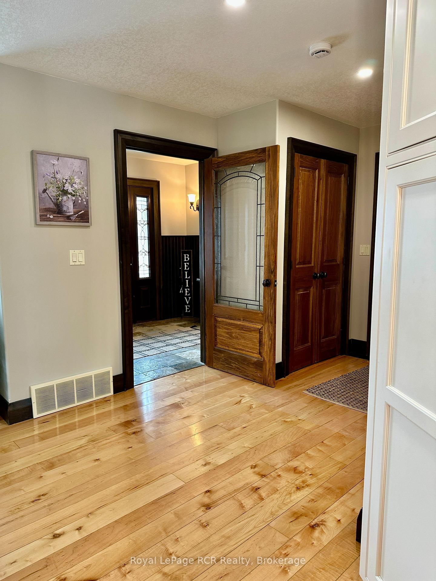 241 4th Street Crescent • Hanover, ON photo 15
