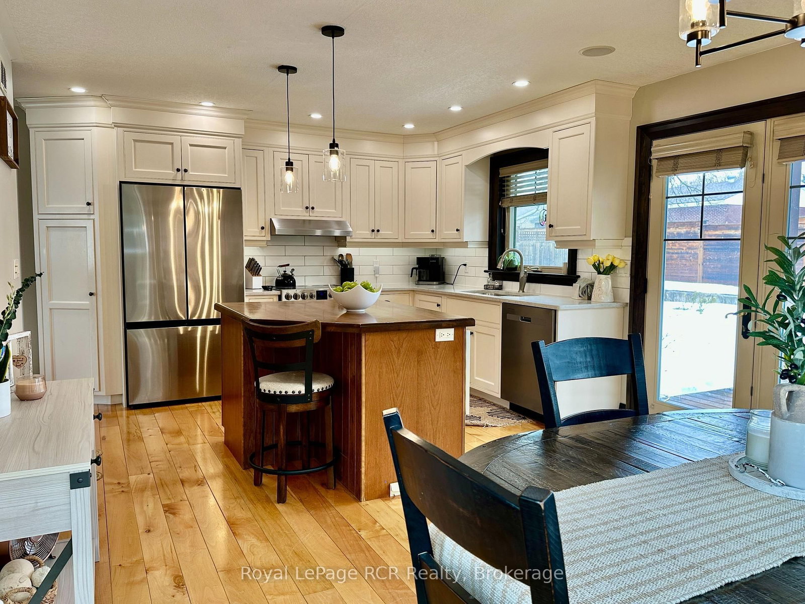 241 4th Street Crescent • Hanover, ON photo 24