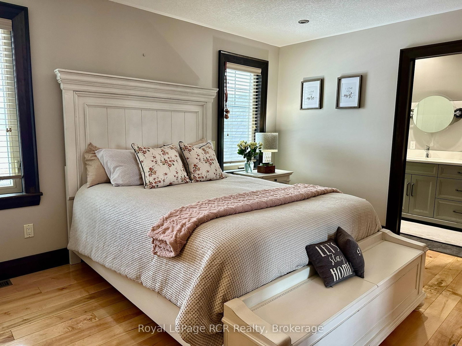 241 4th Street Crescent • Hanover, ON photo 34